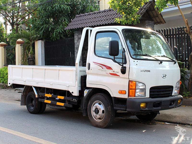 Hyundai Mighty N250 2.5 Tấn - Thùng Dài 3.6M